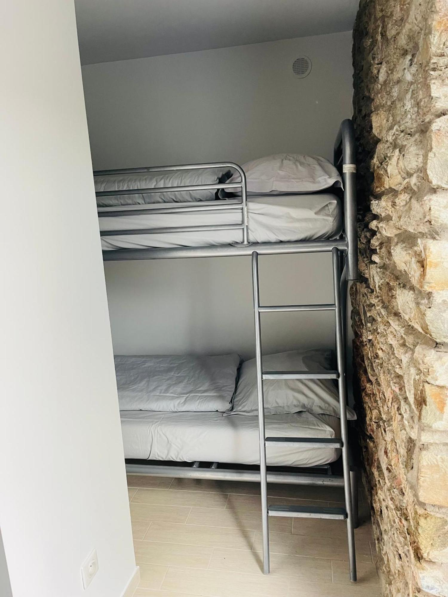 Et Fougeres Apartamento